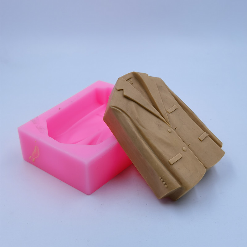 I più nuovi stampi per sapone  - Soap Making Books recensione e prezzo